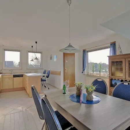Thiessen - Mit Sonnigem Balkon Apartman
