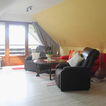 Thiessen - Mit Sonnigem Balkon Appartement *